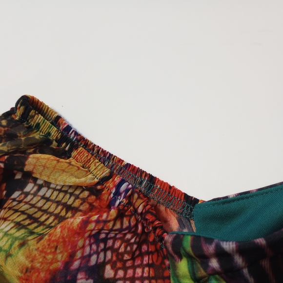 Multi Colored Snake Print Off Shoulder Crop Top SZ XL by Venus - Picture 6 of 11